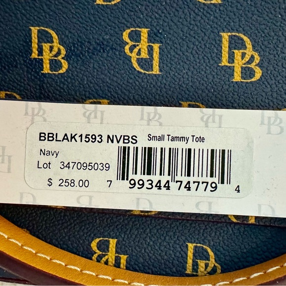 Dooney & Bourke Tote/Purse. Navy Color. - Picture 4 of 4